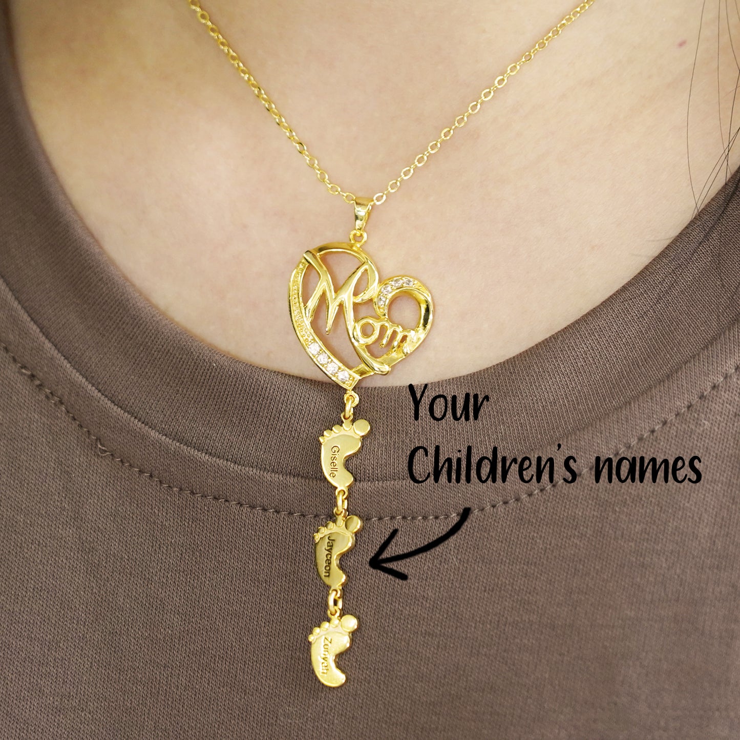 Heart-shaped Custom Name Necklace with Baby Feet for Mom