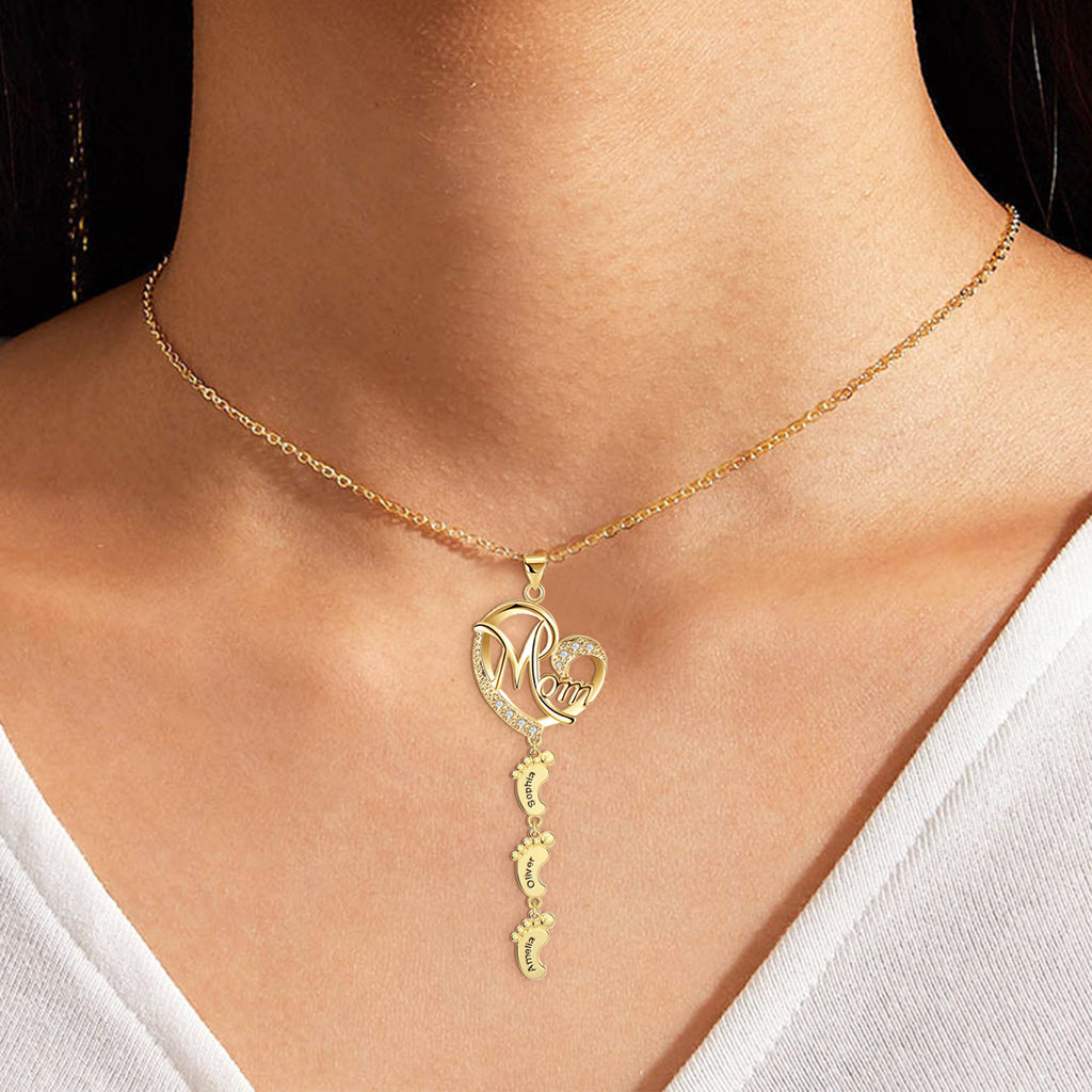 Heart-shaped Custom Name Necklace with Baby Feet for Mom